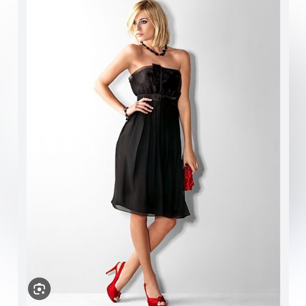 White House Black Market NWT strapless cocktail dress Size 4